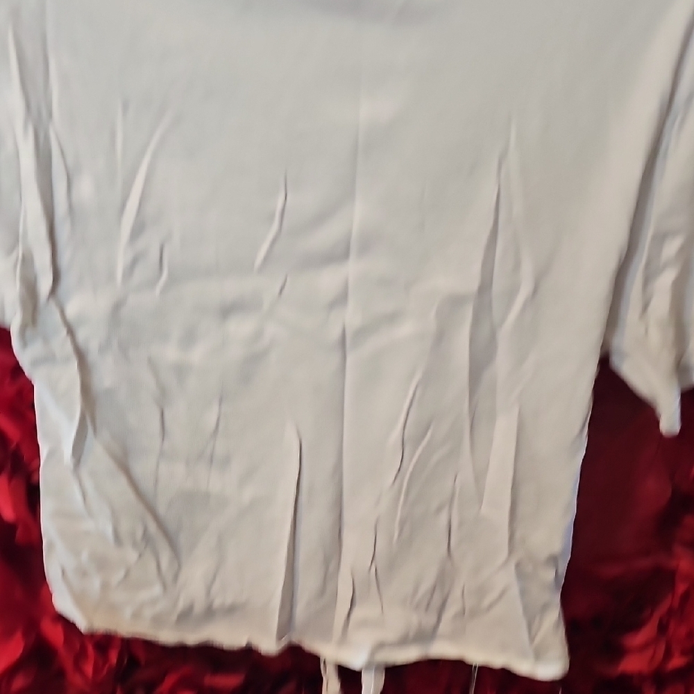 Charlotte Russe White Graphic Tee Size XSmall - Picture 6 of 6